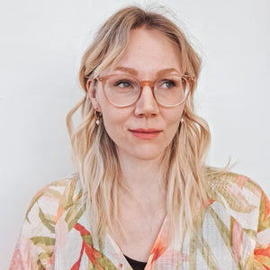 Ava korvakorut, valkoinen